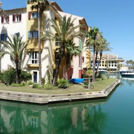 Apartment Con Piscina ,playa Con Vistas Panoramicas En La Marina De Sotogrande San Roque (Andalucia)